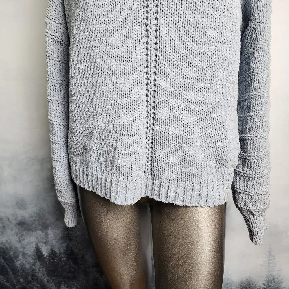 Wonderly Knit Turtleneck Baby Blue Sweater | Women's Small